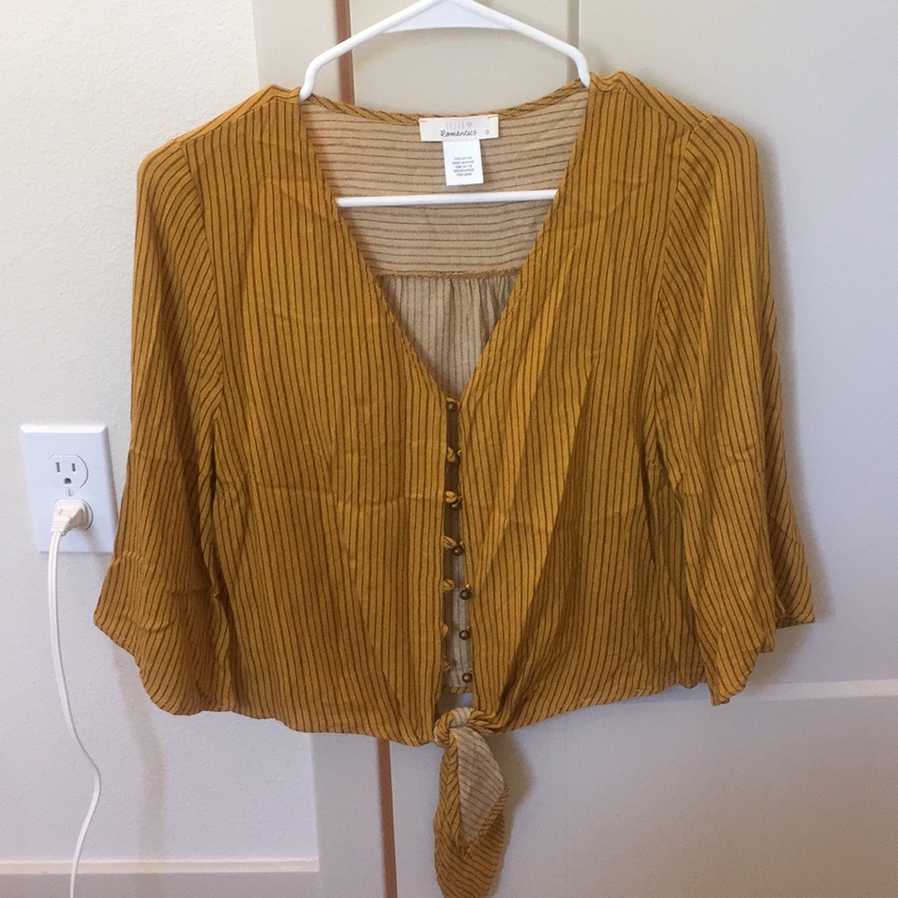 Urban romantics striped yellow waist tie crop top